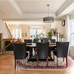 Luxurious And Peaceful Room In Washington Dc