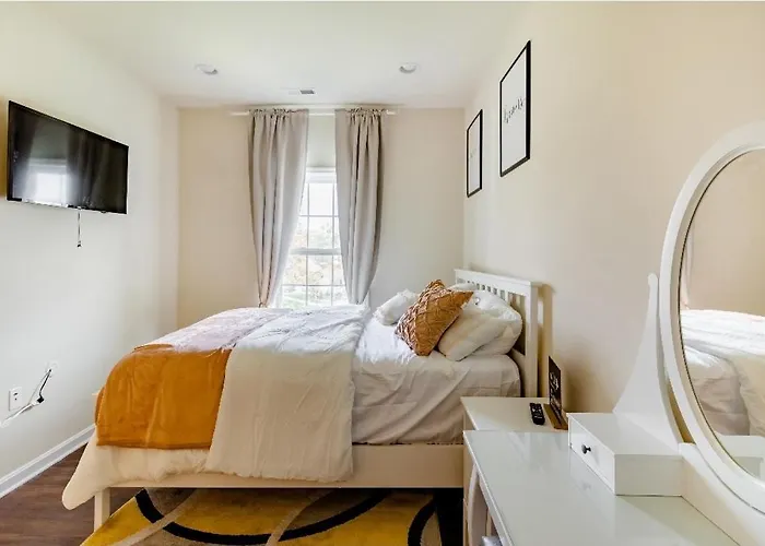Luxurious And Peaceful Room In Washington Dc
